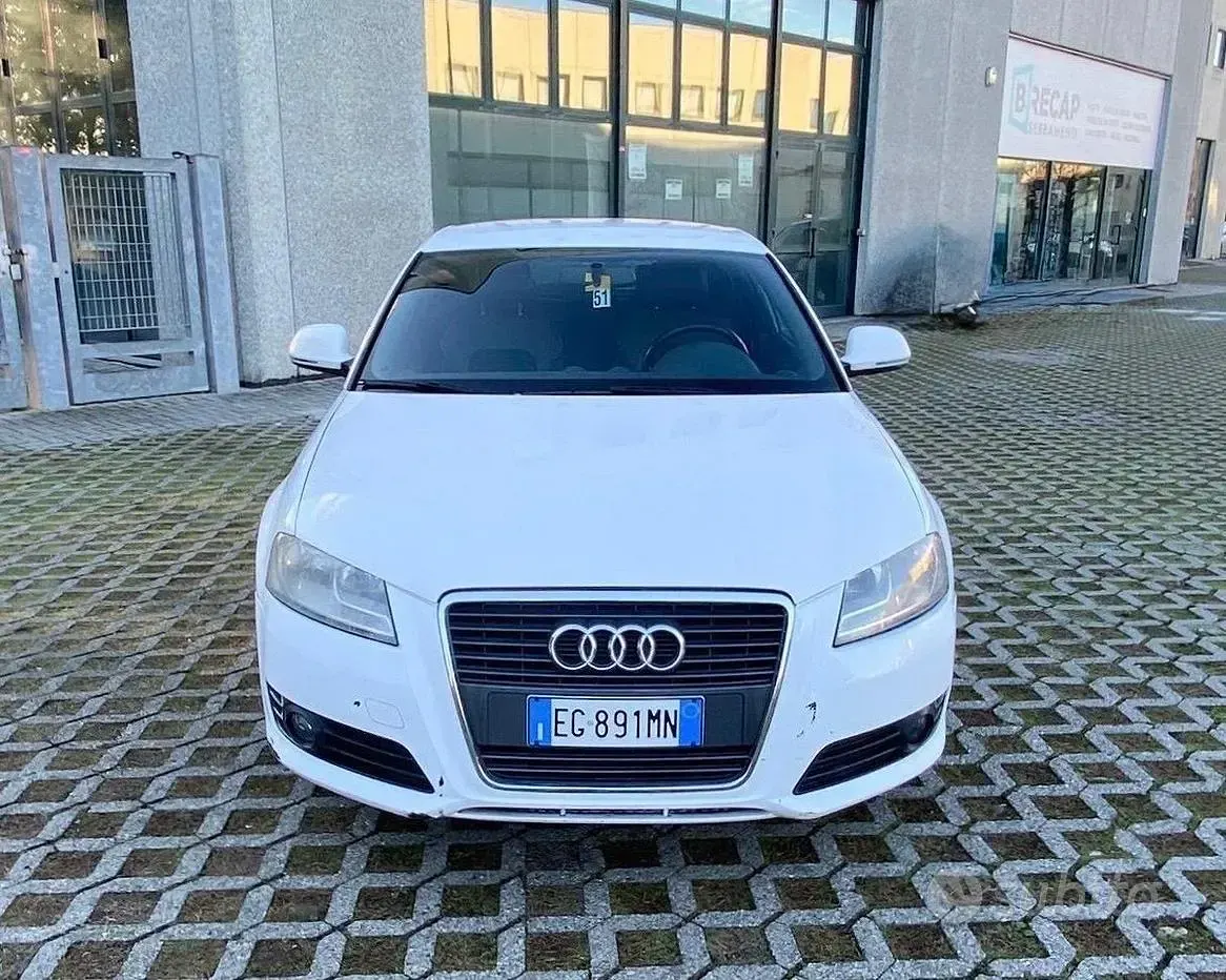 Usata Audi A3 S-Line 140 CV (102 kW) 2011 Bianco Utilitaria