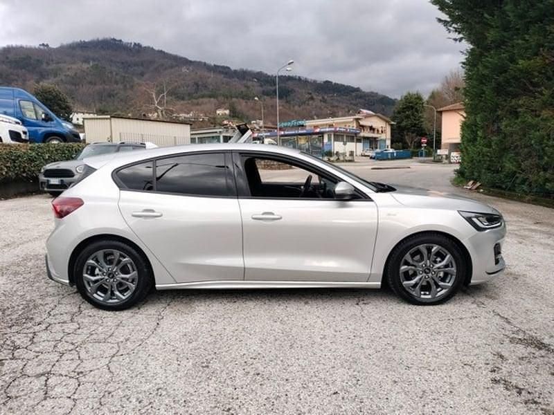 Usata Ford Focus ST 116 CV (85 kW) 2025 Argento Station wagon