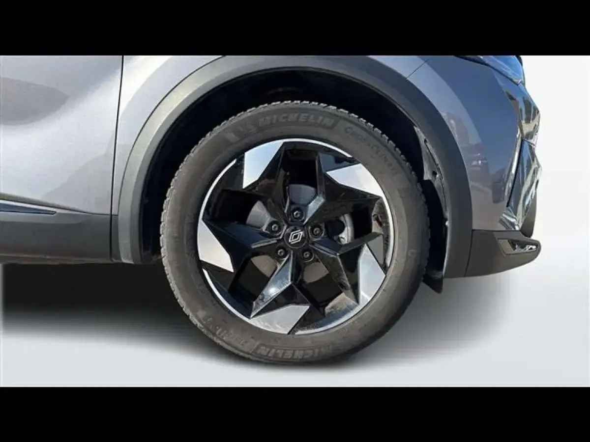 Usata Renault Captur Techno 91 CV (66 kW) 2025 Grigio scuro SUV