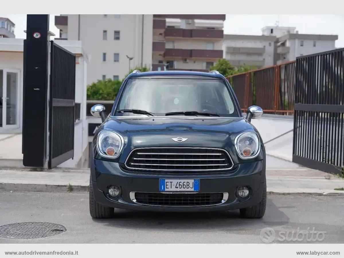 Usata Mini Cooper D Countryman 111 CV (81 kW) 2013 Verde SUV