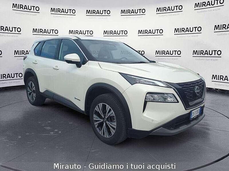 Usata Nissan X-Trail Acenta 213 CV (156 kW) 2024 Bianco SUV