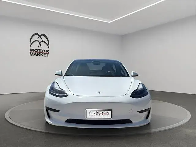 Usata Tesla Model 3 Standard Range 88 kW (120 CV) 2023 Bianco Berlina