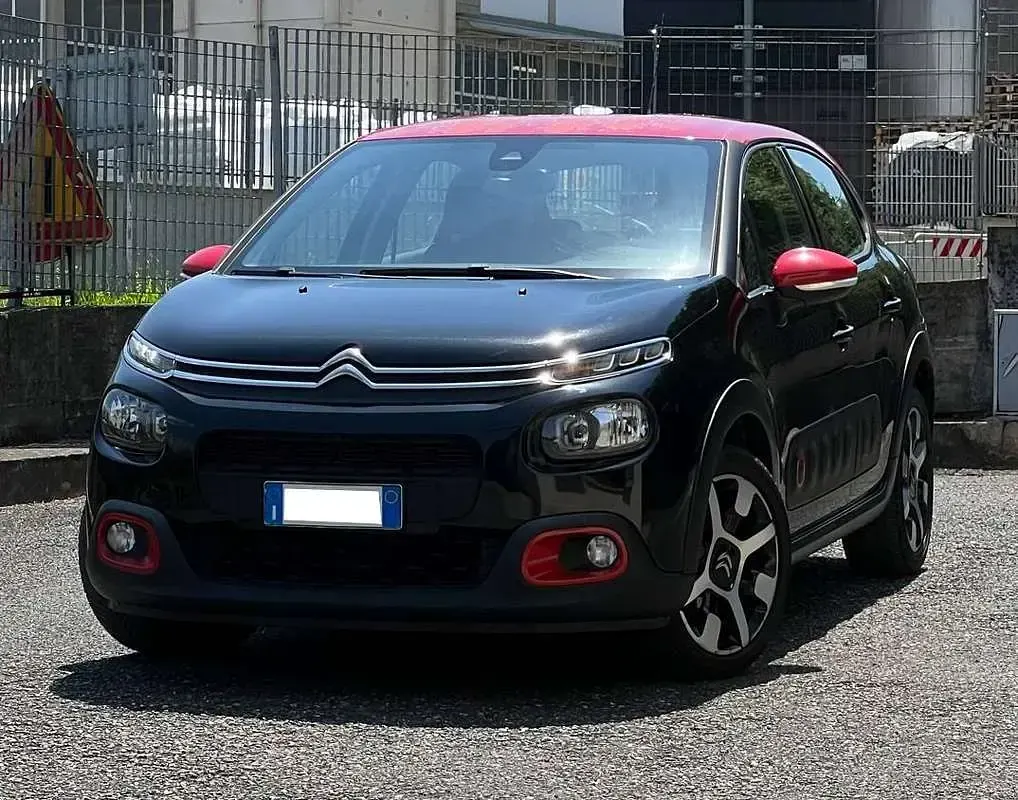 Usata Citroën C3 Shine 75 CV (55 kW) 2017 Nero Berlina