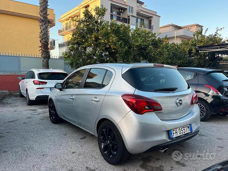 Usata Opel Corsa Innovation 89 CV (65 kW) 2017 Other Berlina
