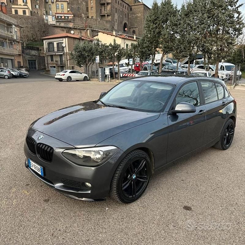Usata BMW 118 143 CV (105 kW) 2014 Grigio Utilitaria