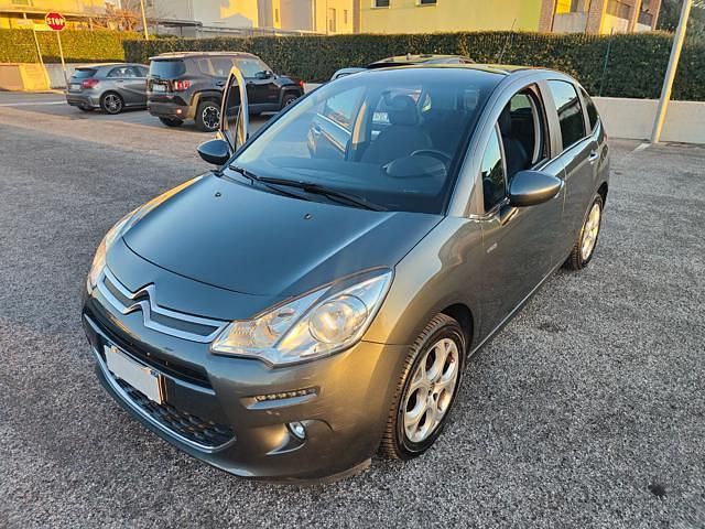 Usata Citroën C3 82 CV (60 kW) 2017 Grigio scuro Berlina