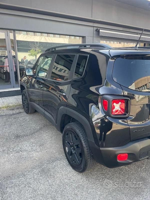 Usata Jeep Renegade 140 CV (102 kW) 2018 Nero SUV