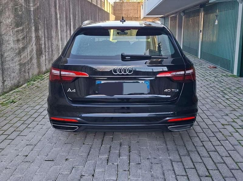 Usata Audi A4 Business 190 CV (139 kW) 2021 Station wagon