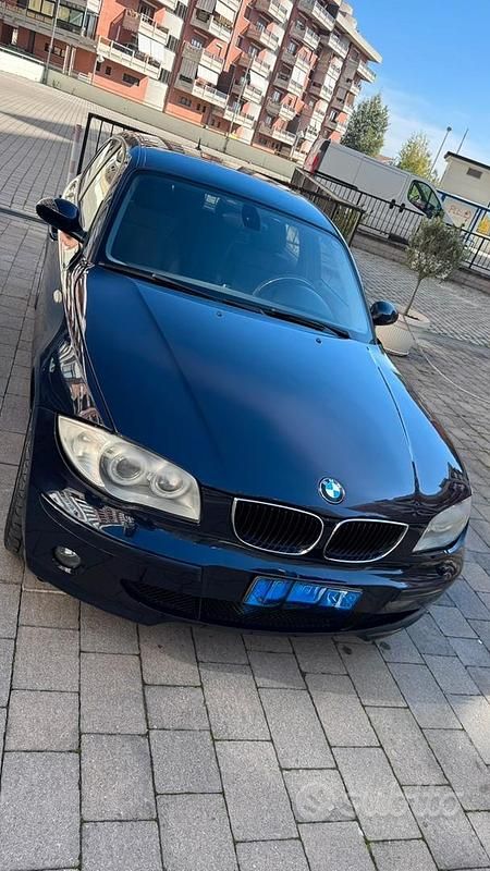 Usata BMW 120 163 CV (119 kW) 2005 Blu Utilitaria