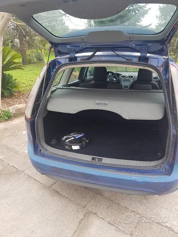 Usata Ford Focus 110 CV (80 kW) 2008 Blu Station wagon