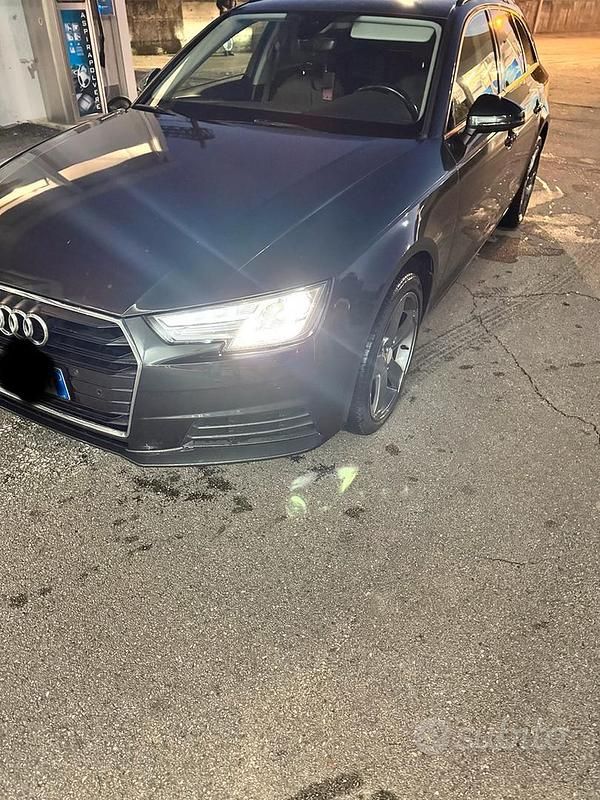 Usata 2017 Audi A4 Business Tre volumi | 16.000 € (Super prezzo) - Immagine 1/4