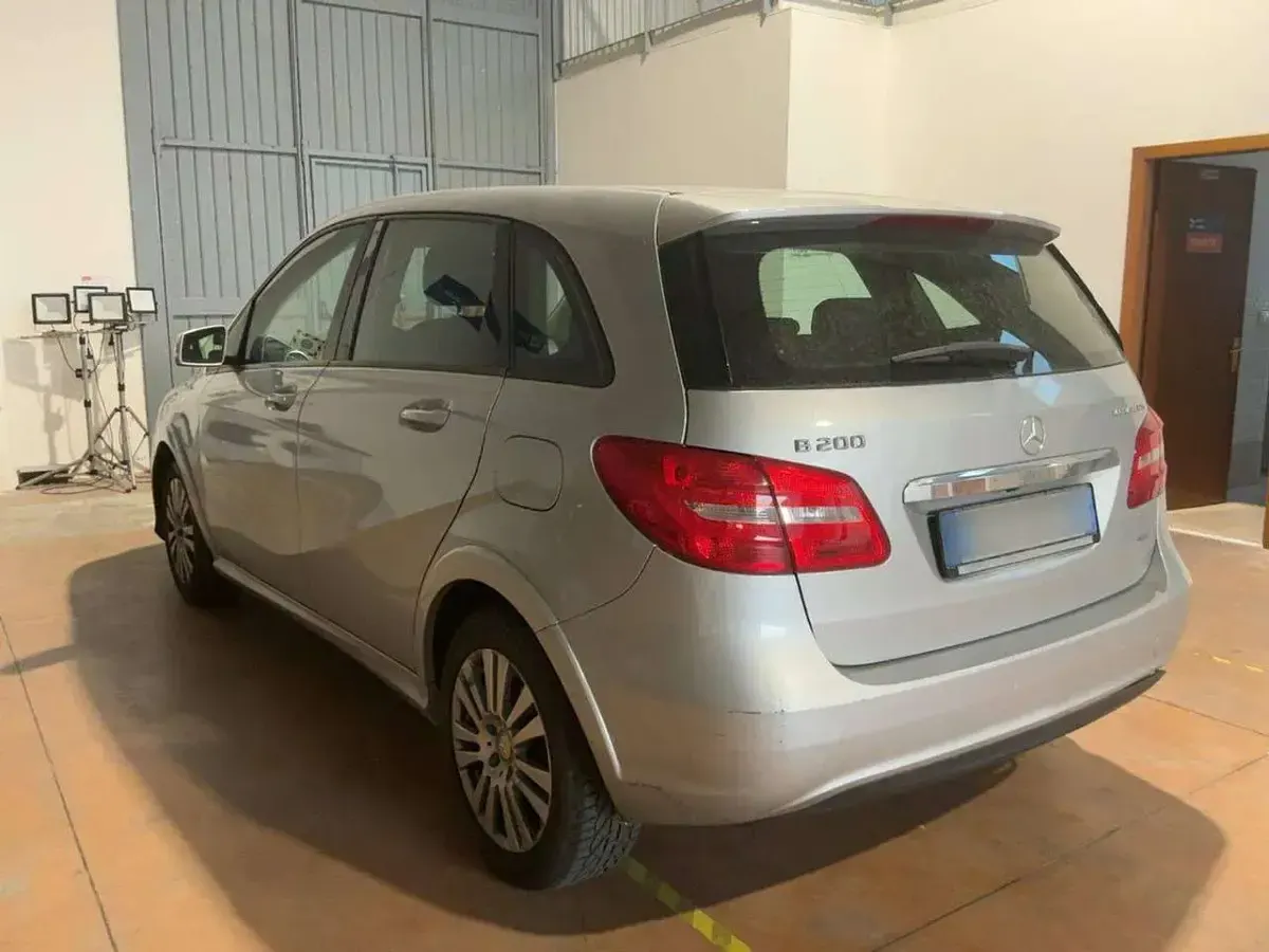 Usata Mercedes B200 Executive 156 CV (114 kW) 2014 Grigio Utilitaria