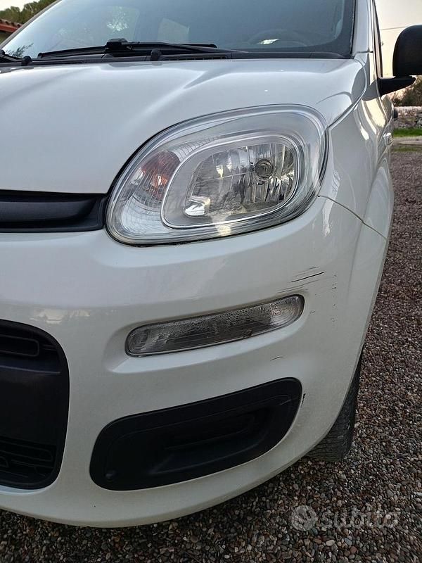 Usata Fiat Panda Lounge 80 CV (58 kW) 2014 Bianco Berlina