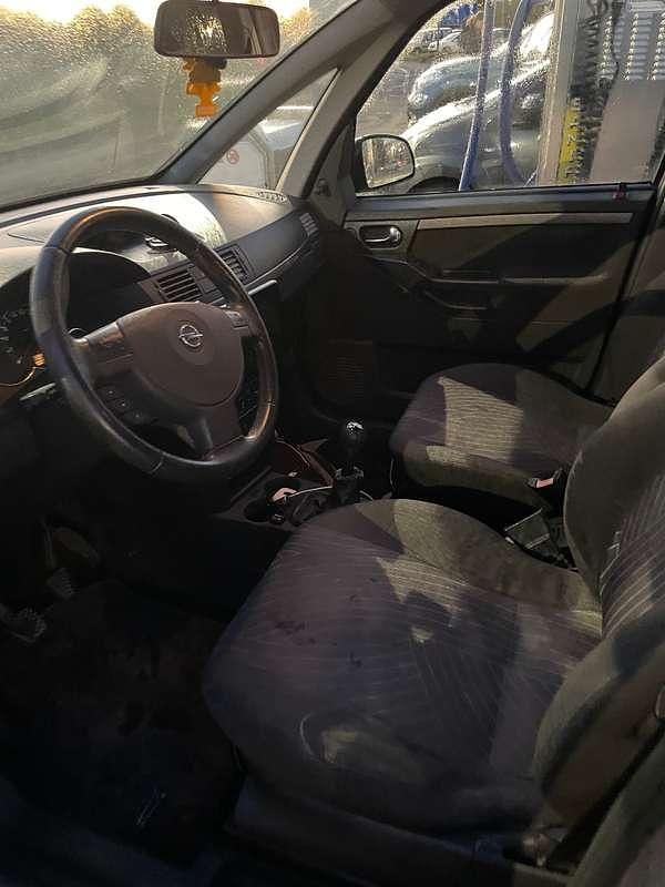 Usata Opel Meriva Cosmo 105 CV (77 kW) 2007 Grigio Monovolume