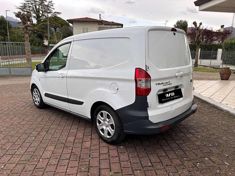 Usata Ford Transit 75 CV (55 kW) 2015 Bianco neve Furgone