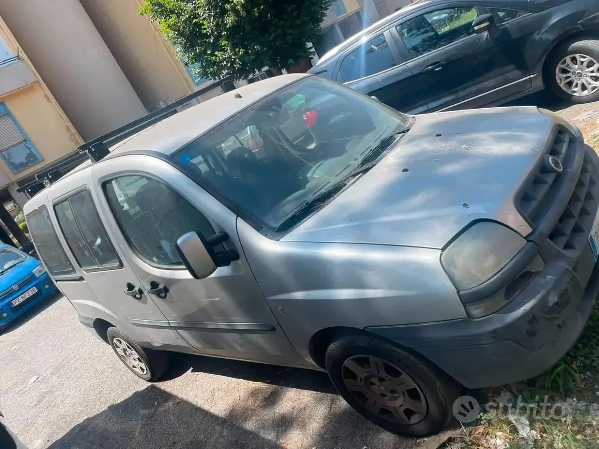 Usata Fiat Doblò 65 CV (47 kW) 2004 Monovolume