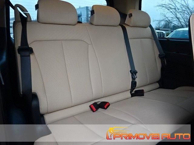 Usata Hyundai Staria Prime 177 CV (130 kW) 2024 Nero Monovolume