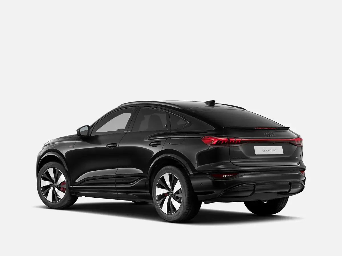 Nuova Audi Q6 Sportback e-tron S-Line 119 kW (163 CV) 2026 Nero mythos metallizzato SUV