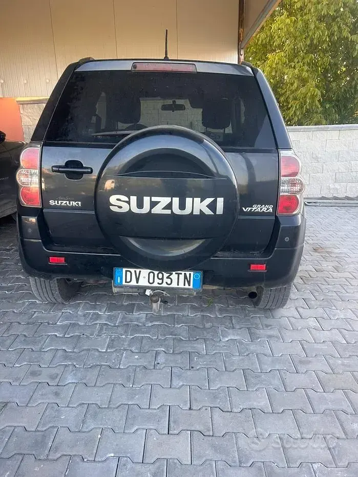 Usata Suzuki Vitara 129 CV (94 kW) 2009 Nero SUV