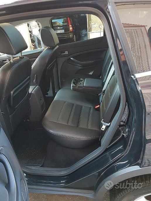 Usata Ford Kuga 140 CV (102 kW) 2013 SUV