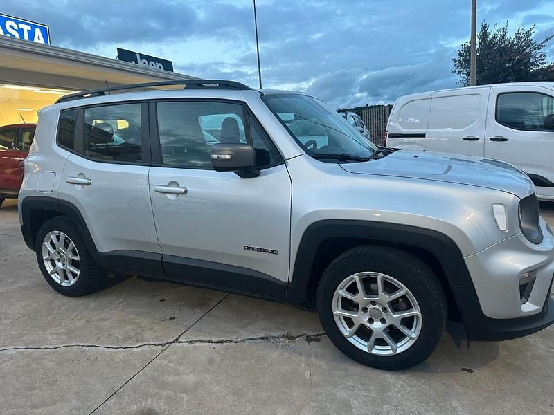 Usata Jeep Renegade Limited 131 CV (96 kW) 2021 Argento SUV