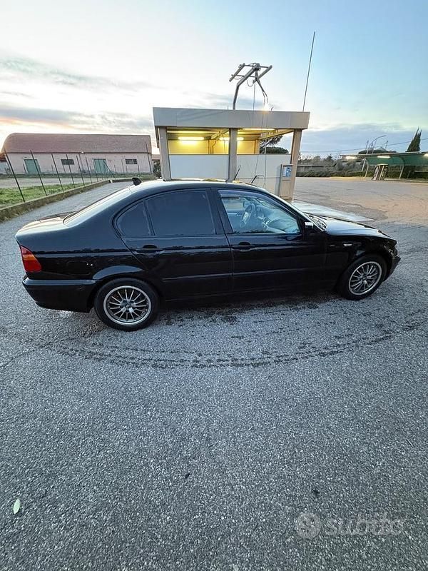 Occasion BMW 320 150 ch (110 kW) 2003 Noir Berline