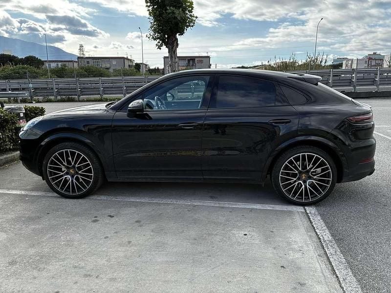 Usata Porsche Cayenne Coupe 340 CV (250 kW) 2019 Nero Coupé