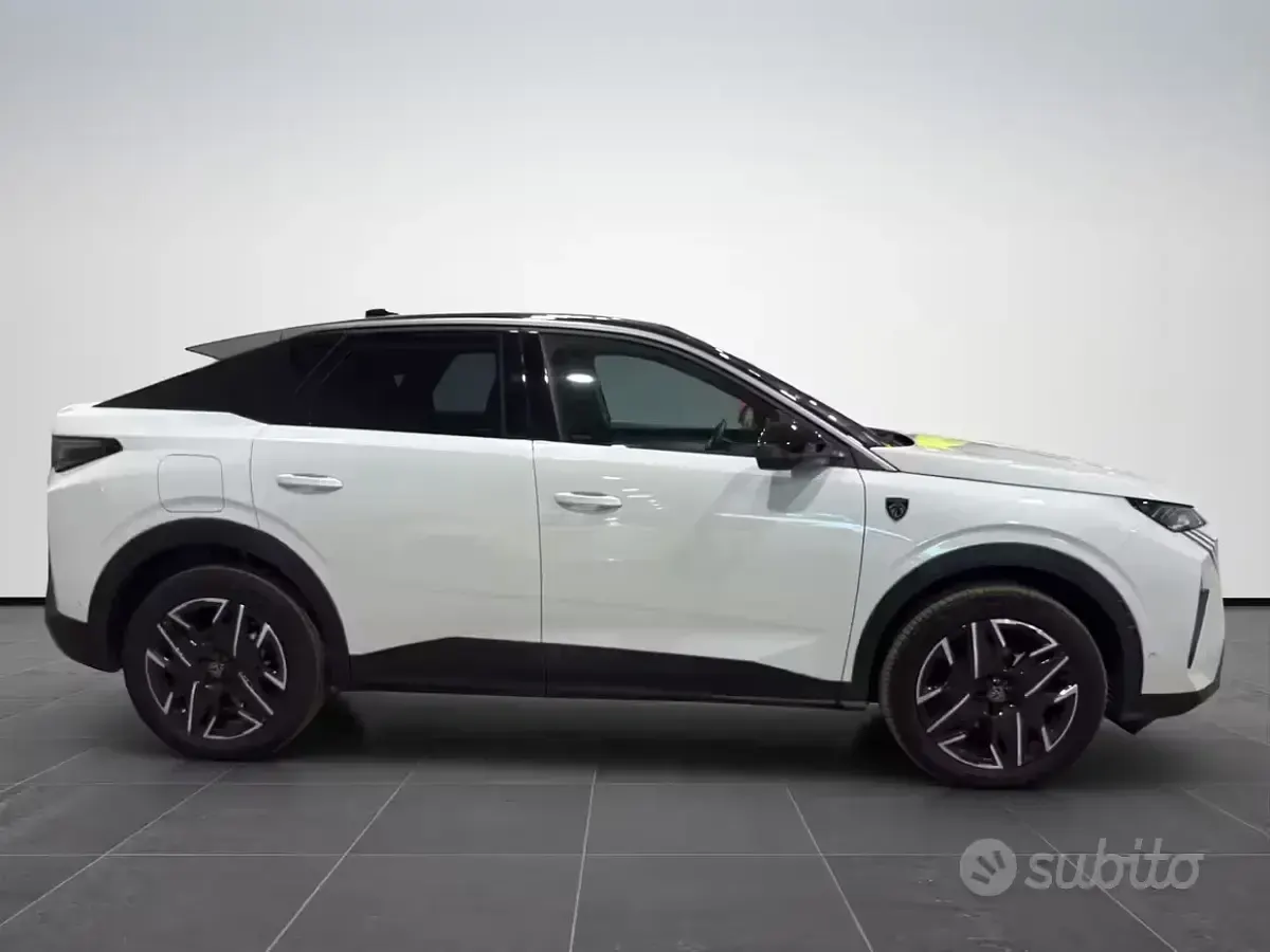 Usata Peugeot 3008 GTi 136 CV (100 kW) 2025 B0mm0b blanc okenite SUV