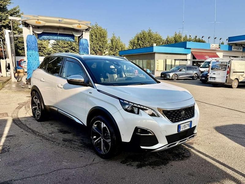 Usata Peugeot 3008 GT 181 CV (133 kW) 2017 Bianco SUV