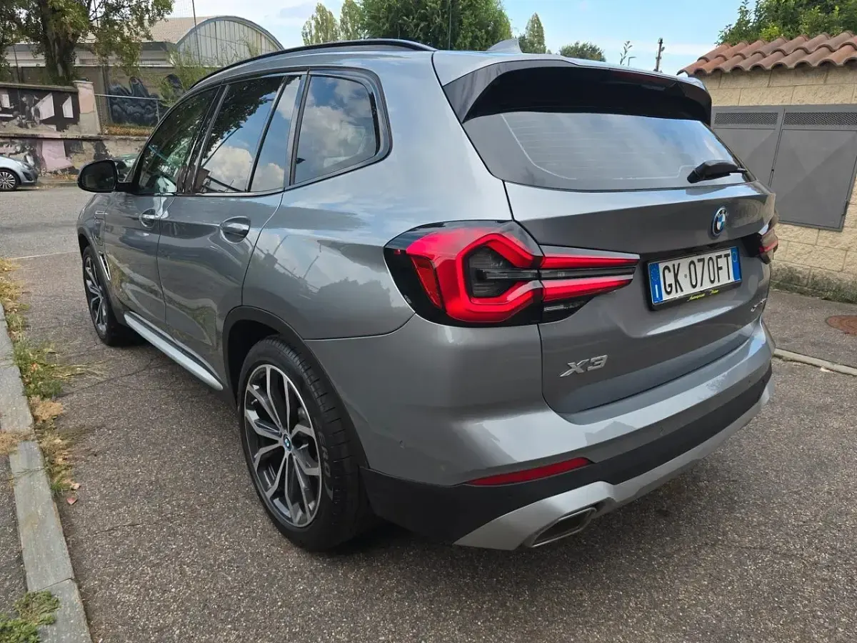 Usata BMW X3 Luxury Line 184 CV (135 kW) 2022 Grigio SUV