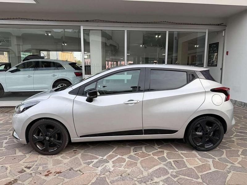 Usata Nissan Micra 92 CV (67 kW) 2021 Platinum silver Utilitaria