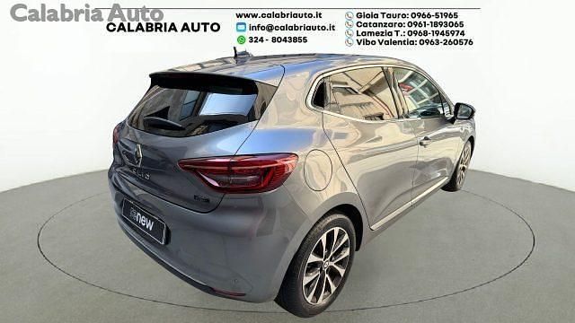 Usata Renault Clio V Techno 145 CV (106 kW) 2023 Grigio scuro