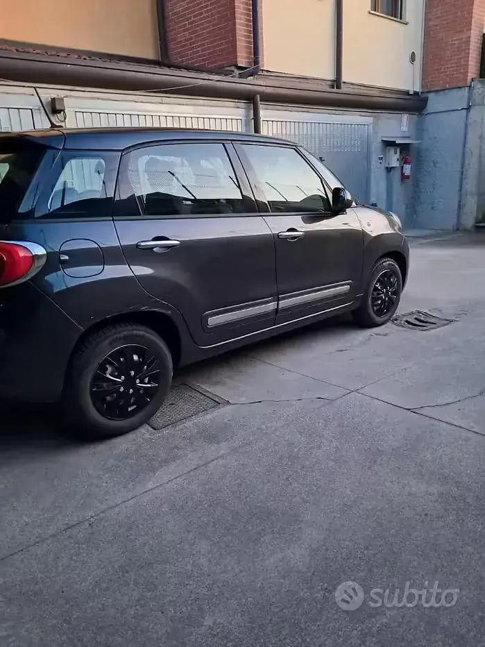 Usata Fiat 500L 105 CV (77 kW) 2013 Grigio Monovolume