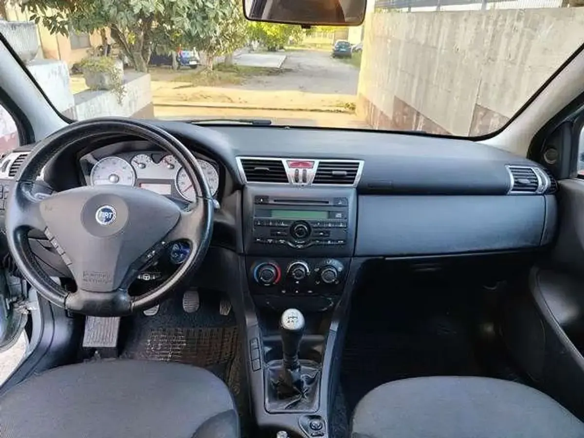 Usata Fiat Stilo 120 CV (88 kW) 2007 Grigio chiaro Station wagon