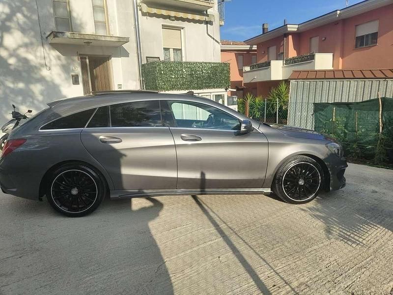 Usata Mercedes CLA200 Shooting Brake Premium 136 CV (100 kW) 2016 Grigio Station wagon
