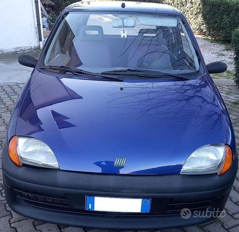 Usata Fiat 600 39 CV (28 kW) 1999 Blu Utilitaria