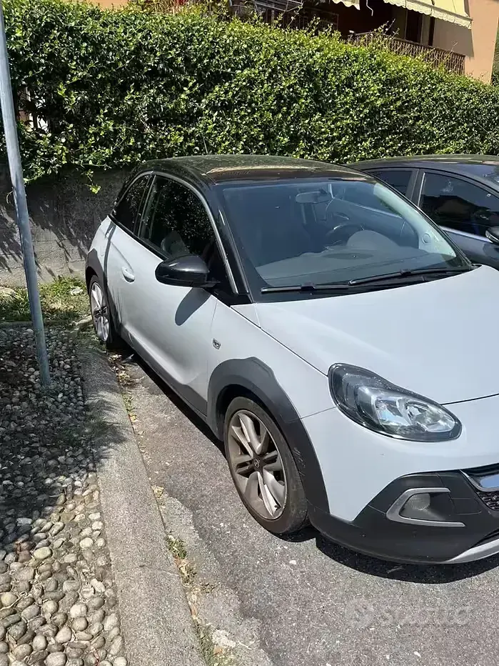 Usata Opel Adam 69 CV (50 kW) 2016 Grigio Utilitaria