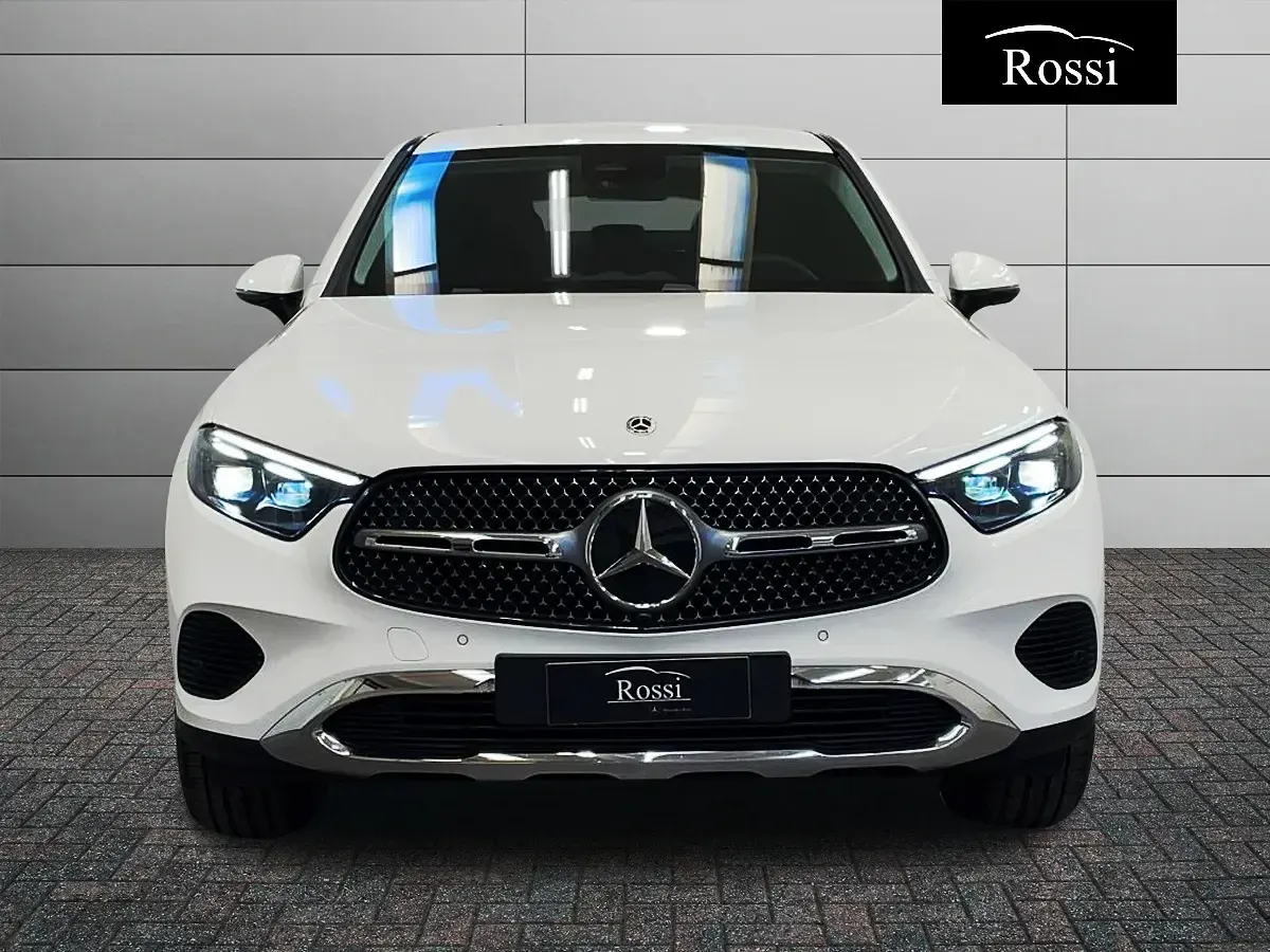 Nuova Mercedes GLC300e 197 CV (144 kW) 2026 Nero SUV