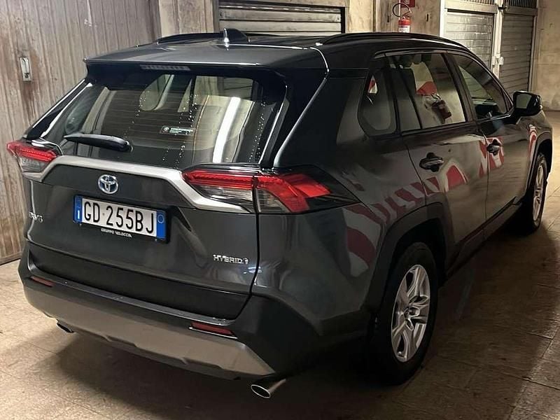 Usata Toyota RAV4 Hybrid Business Edition 178 CV (130 kW) 2020 SUV