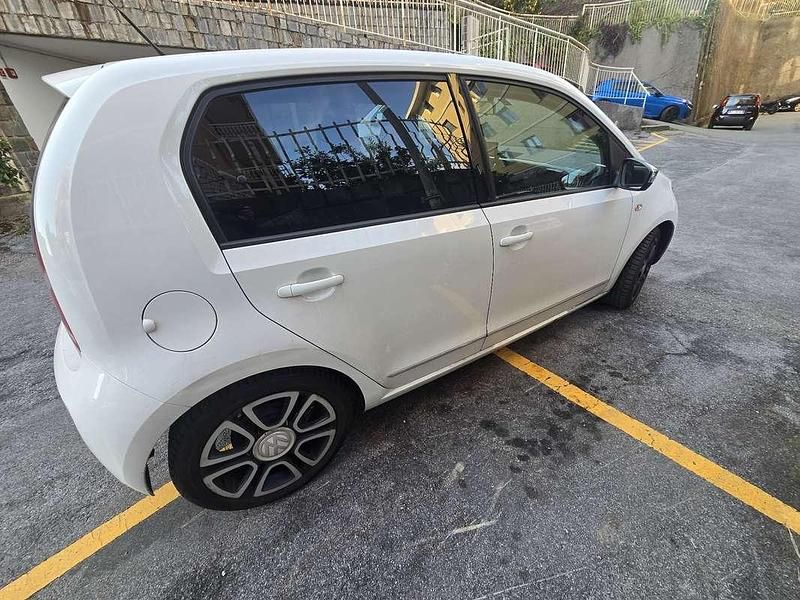 Usata VW up! Highline 75 CV (55 kW) 2013 Utilitaria