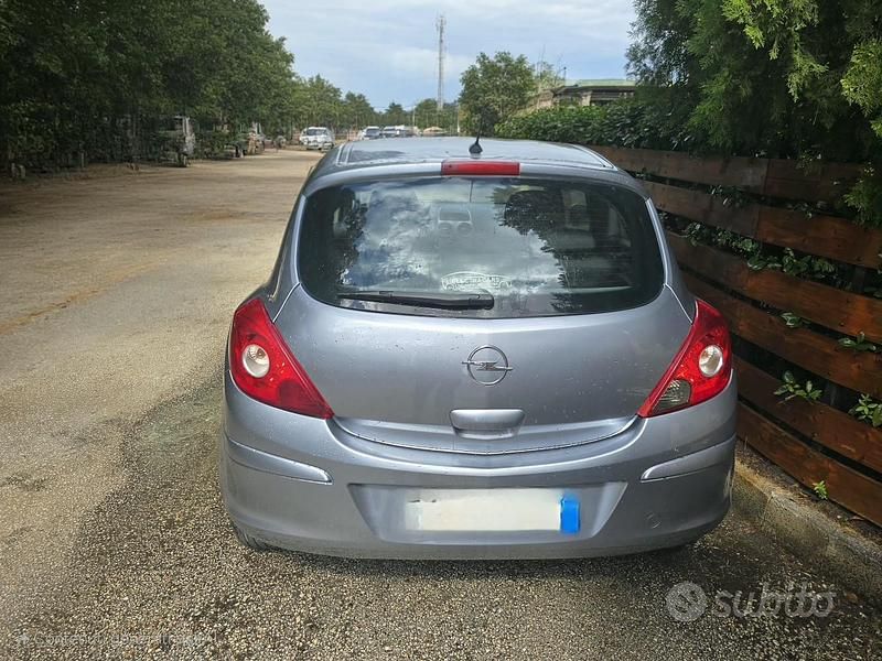 Usata Opel Corsa 75 CV (55 kW) 2008 Utilitaria