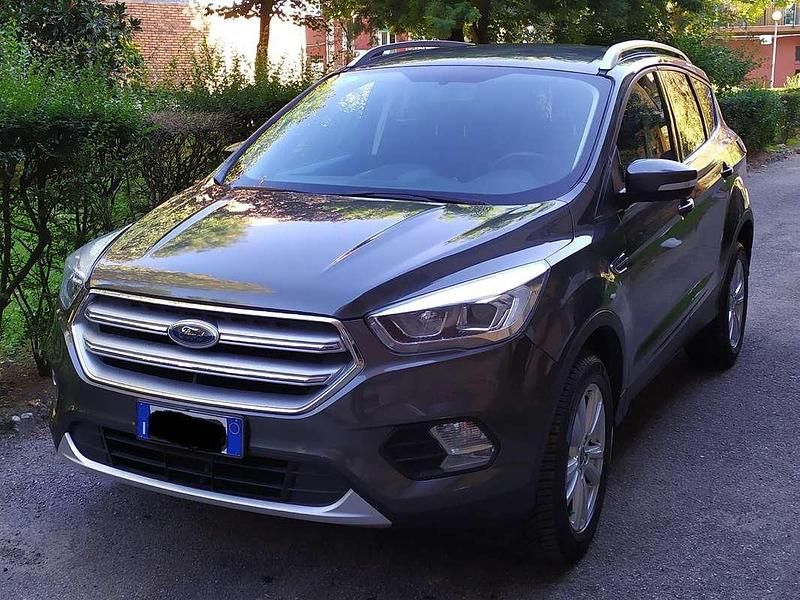 Grigio Usata 2019 Ford Kuga Business Edition SUV | 14.900 € (Ottimo prezzo) - Immagine 1/4