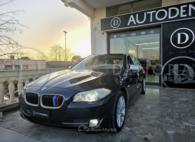 Usata BMW 530 258 CV (189 kW) 2012 Blu Station wagon