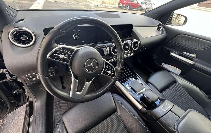 Usata Mercedes B180 136 CV (100 kW) 2021 Nero Utilitaria