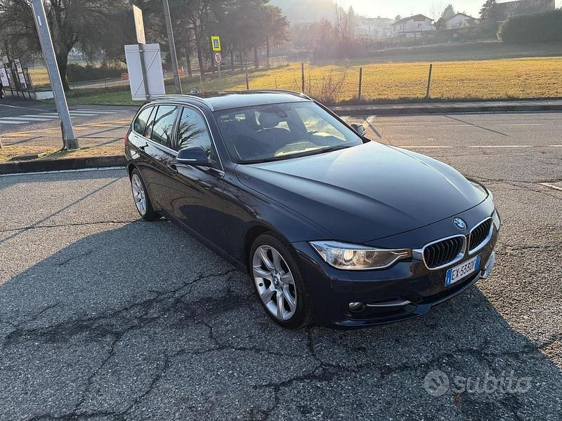 Usata BMW 320 2014 Blu Berlina