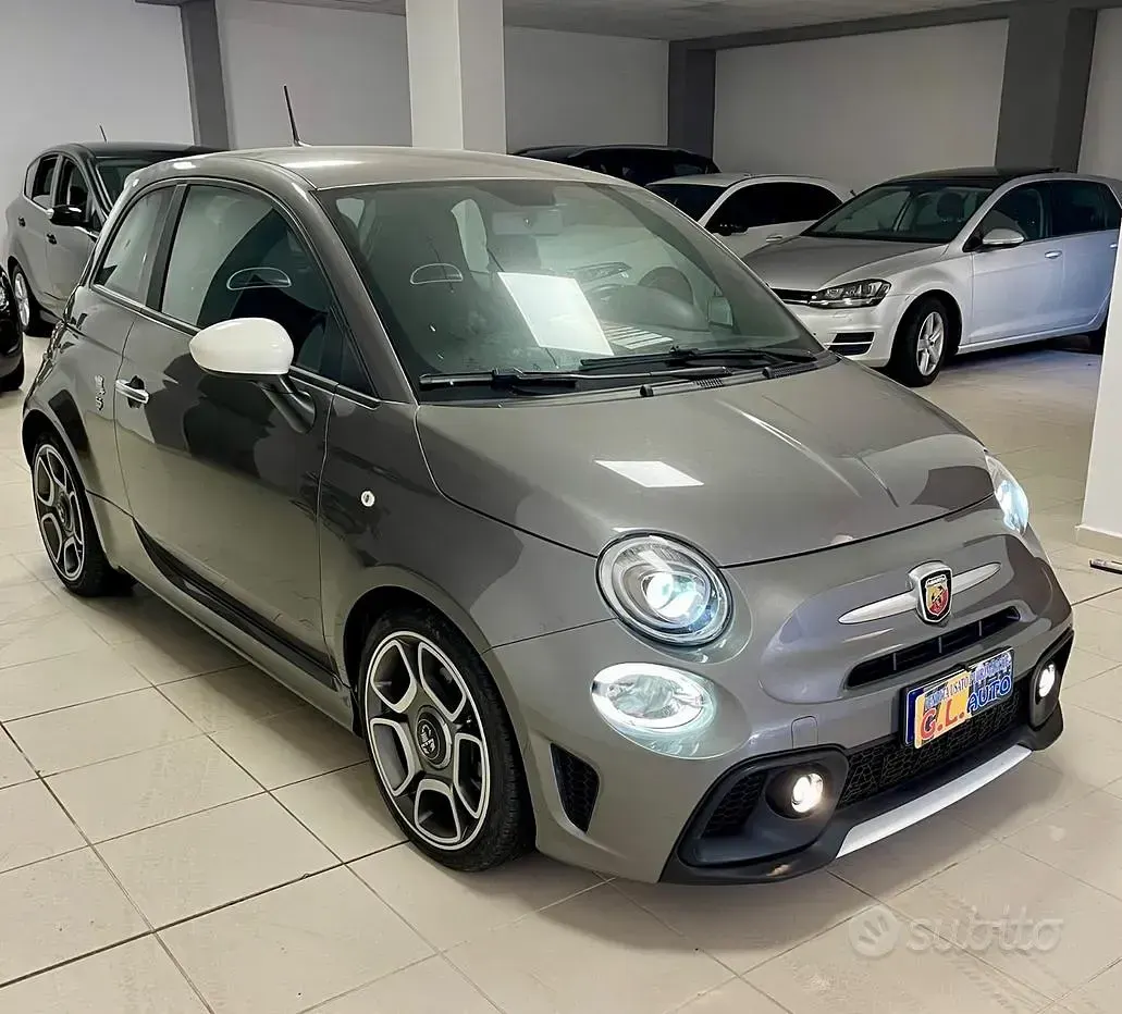 Usata Abarth 595 Turismo 165 CV (121 kW) 2022 Grigio Berlina
