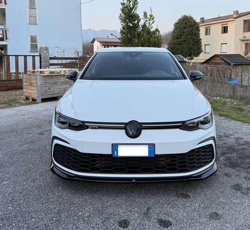 Usata VW Golf VIII GTI 245 CV (180 kW) 2024 Berlina
