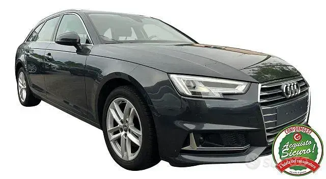 Usata Audi A4 Business 170 CV (125 kW) 2019 Grigio scuro Station wagon