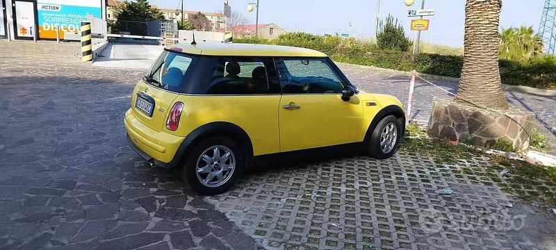 Usata Mini ONE 2003 Giallo Utilitaria