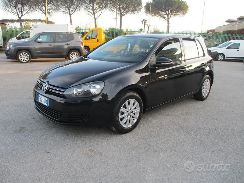 Usata VW Golf VI 105 CV (77 kW) 2011 Nero Utilitaria